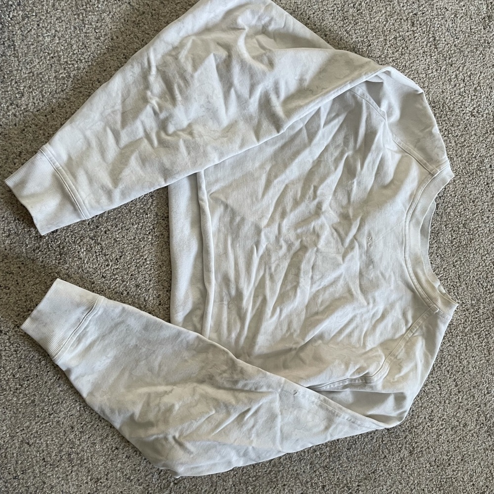 Lululemon cropped white and grey tie dye hoodie so soft size 8 like new